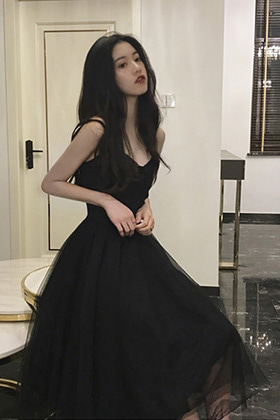 치명적인 팜므파탈 섹시 끈 나시 레이스 포인트 블랙 망사 샤 드레스